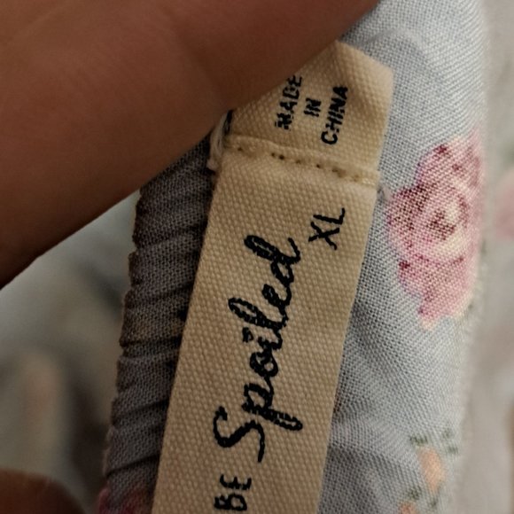 Shirt - Picture 4 of 4